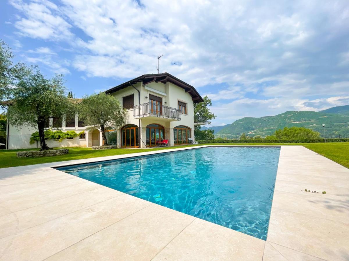 Villa Antonio Сан-Феличе-дель-Бенако Экстерьер фото